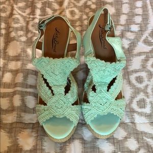 Women’s Lucky Brand Mint Green Cork Wedges Size 8
